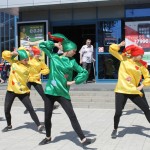 1 июня 2014 года у ТЦ «Суворовский» прошла акция «Молодежь – детям»